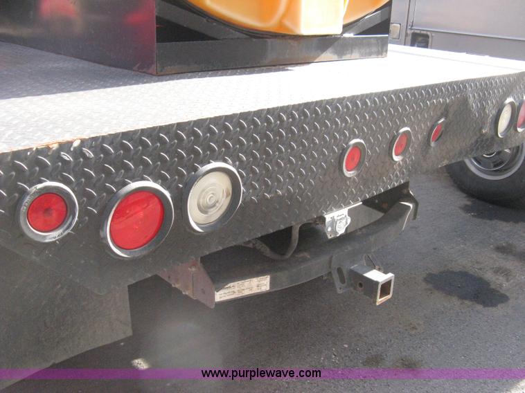 image for item E3481 1993 Ford F250 XL flatbed truck