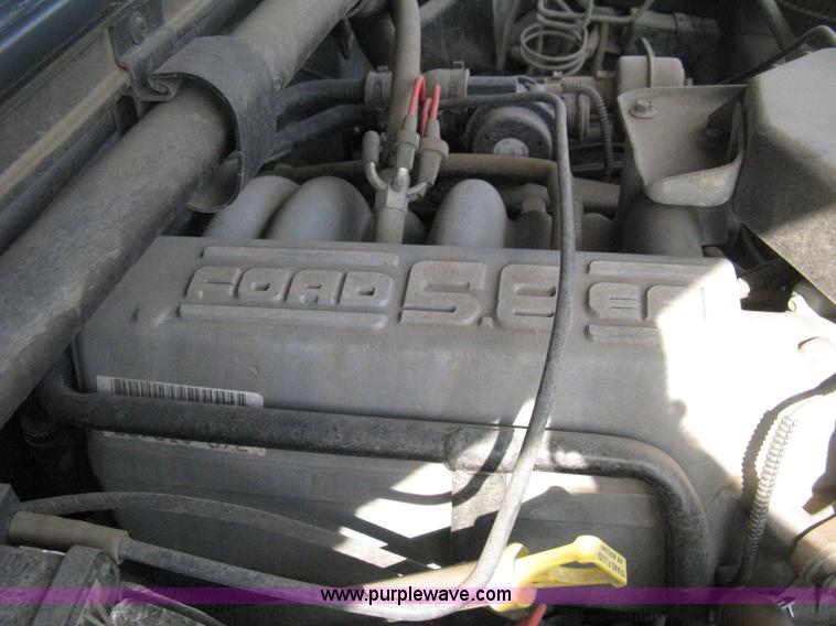 image for item E3482 1997 Ford F250 utility truck