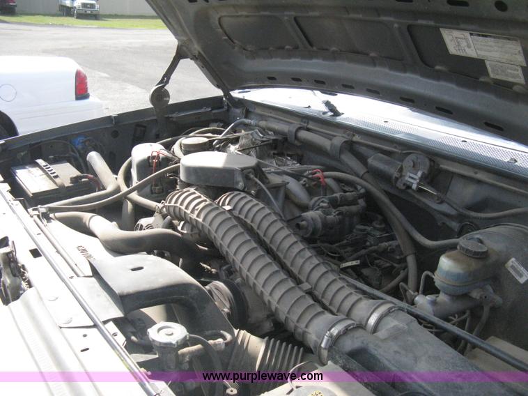 image for item E3482 1997 Ford F250 utility truck