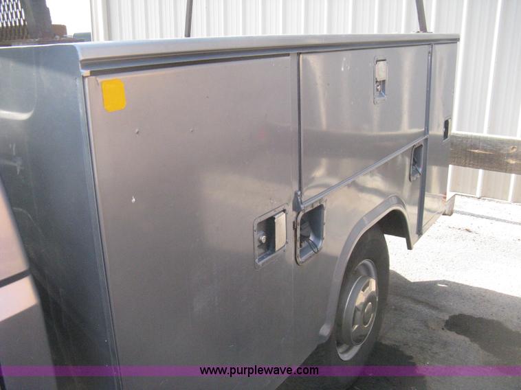 image for item E3482 1997 Ford F250 utility truck