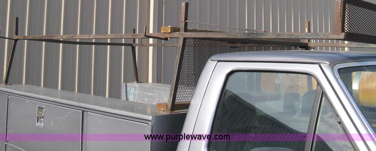 image for item E3482 1997 Ford F250 utility truck