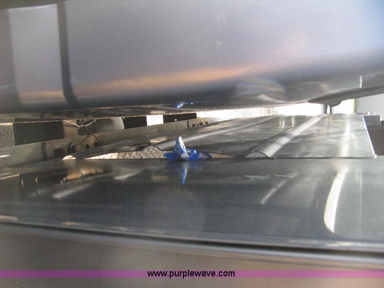 image for item E3482 1997 Ford F250 utility truck