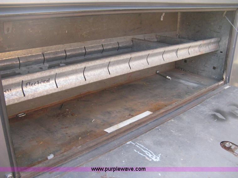 image for item E3482 1997 Ford F250 utility truck