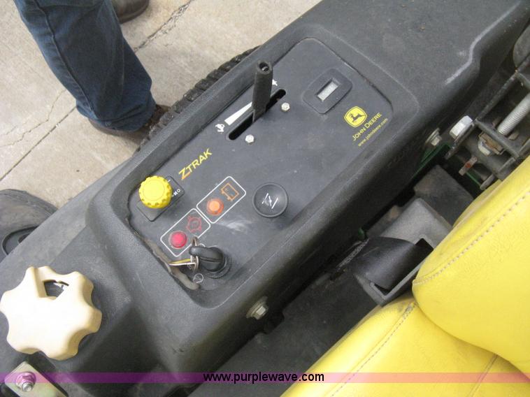 image for item E3483 2008 John Deere ZTrak ZTR lawn mower