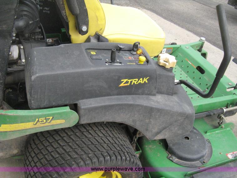 image for item E3483 2008 John Deere ZTrak ZTR lawn mower