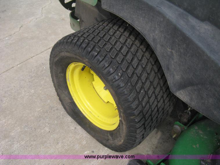 image for item E3483 2008 John Deere ZTrak ZTR lawn mower