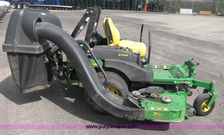 image for item E3484 2008 John Deere 757 ZTrak ZTR lawn mower