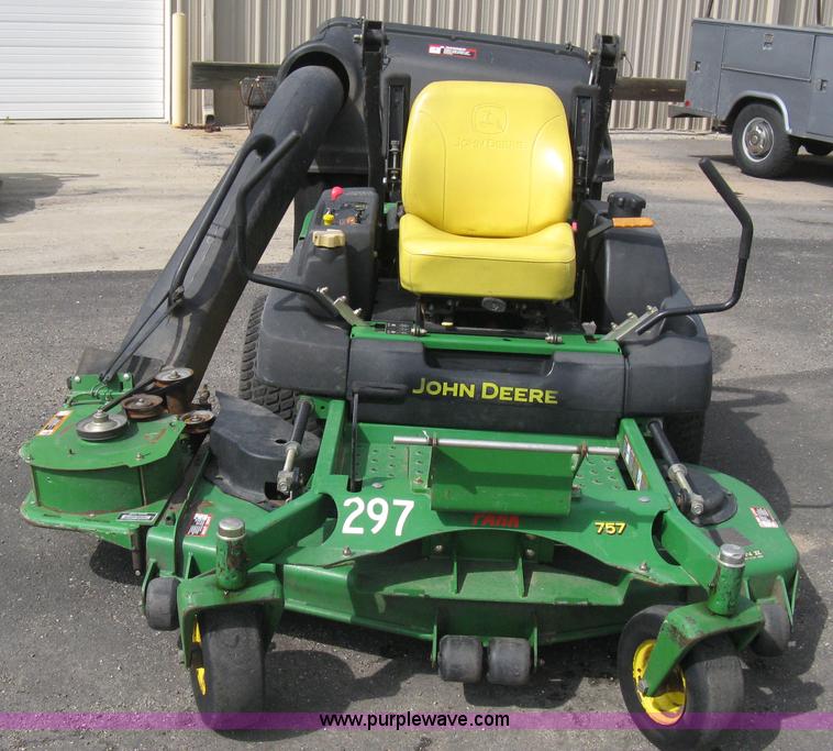 image for item E3484 2008 John Deere 757 ZTrak ZTR lawn mower