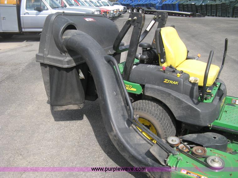 image for item E3484 2008 John Deere 757 ZTrak ZTR lawn mower