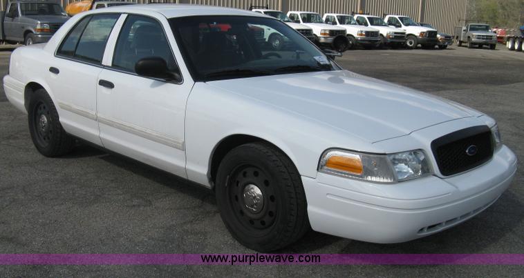 image for item E3485 2009 Ford Crown Victoria Police Interceptor