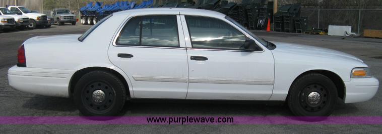 image for item E3485 2009 Ford Crown Victoria Police Interceptor