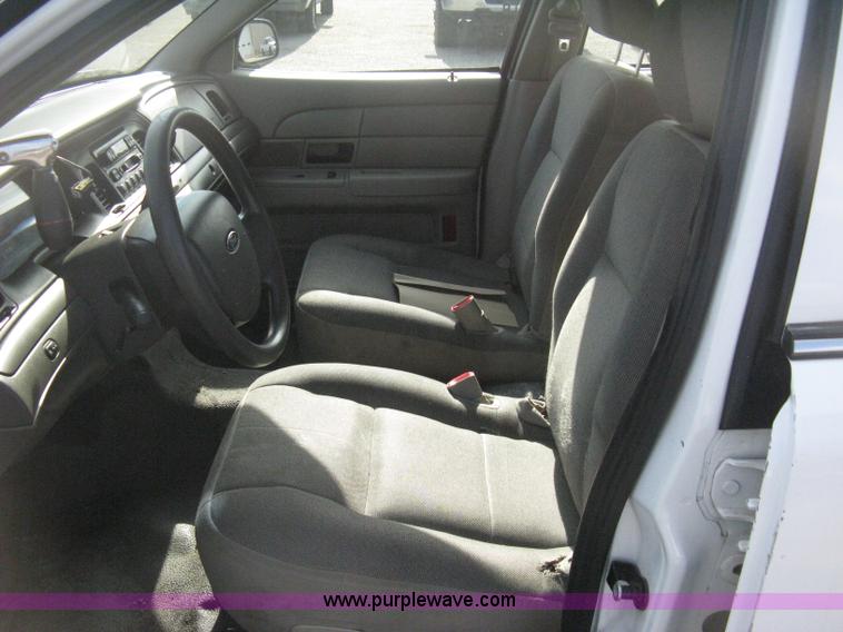 image for item E3485 2009 Ford Crown Victoria Police Interceptor