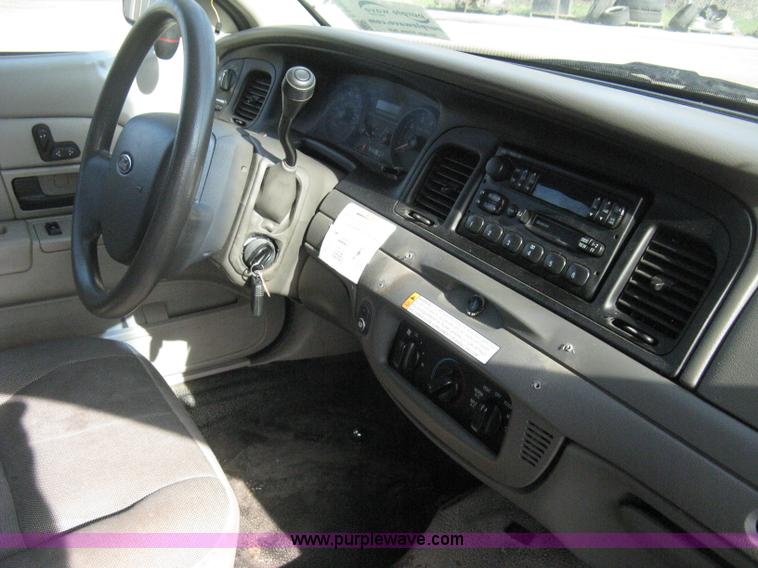 image for item E3485 2009 Ford Crown Victoria Police Interceptor
