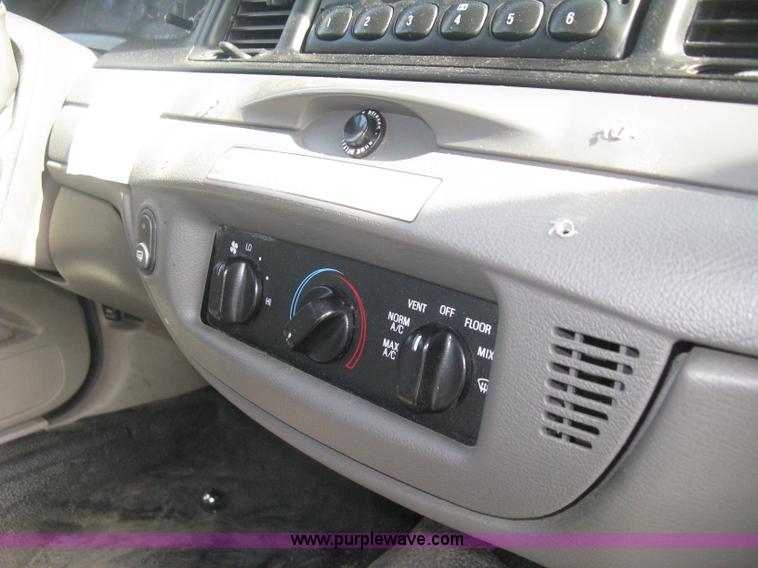 image for item E3485 2009 Ford Crown Victoria Police Interceptor