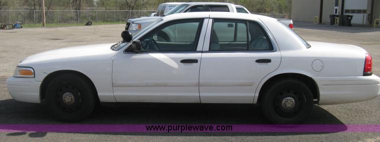 image for item E3486 2009 Ford Crown Victoria Police Interceptor