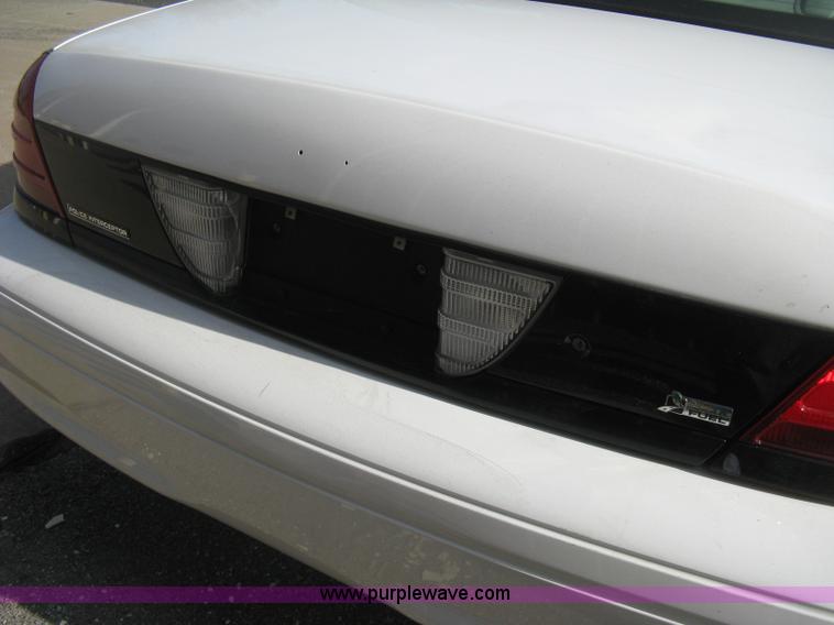 image for item E3486 2009 Ford Crown Victoria Police Interceptor