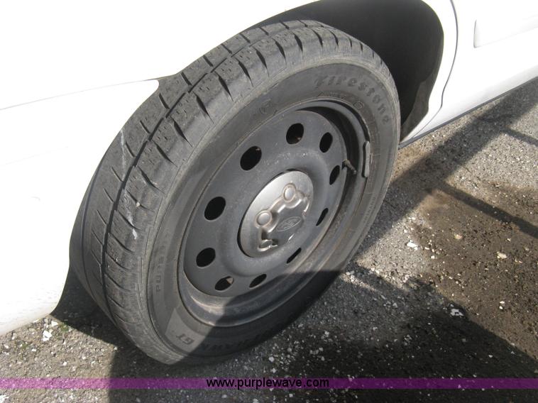 image for item E3486 2009 Ford Crown Victoria Police Interceptor