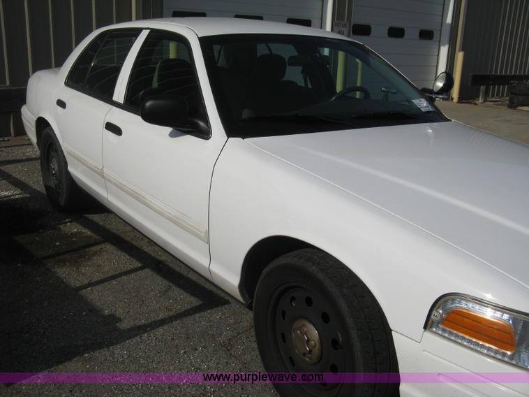 image for item E3486 2009 Ford Crown Victoria Police Interceptor
