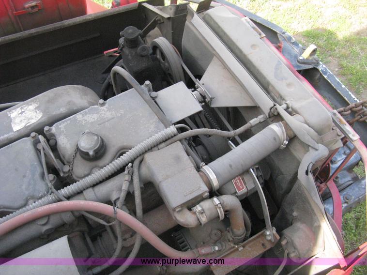 image for item E3487 1969 Jeep M813 flatbed truck