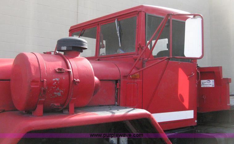 image for item E3487 1969 Jeep M813 flatbed truck