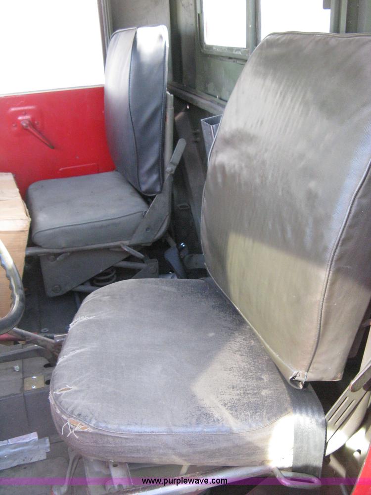 image for item E3487 1969 Jeep M813 flatbed truck