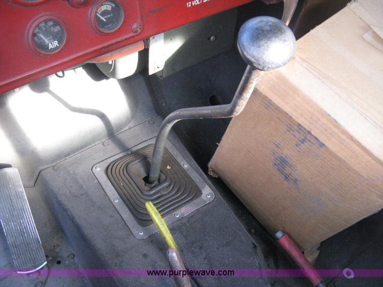 image for item E3487 1969 Jeep M813 flatbed truck