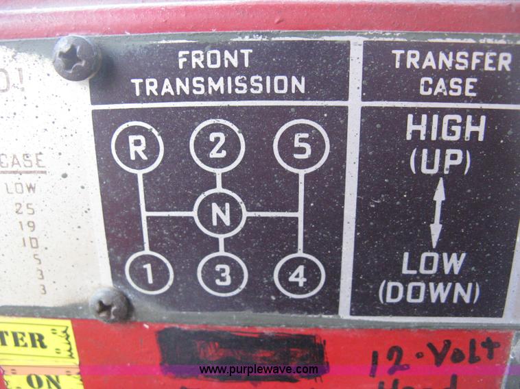 image for item E3487 1969 Jeep M813 flatbed truck