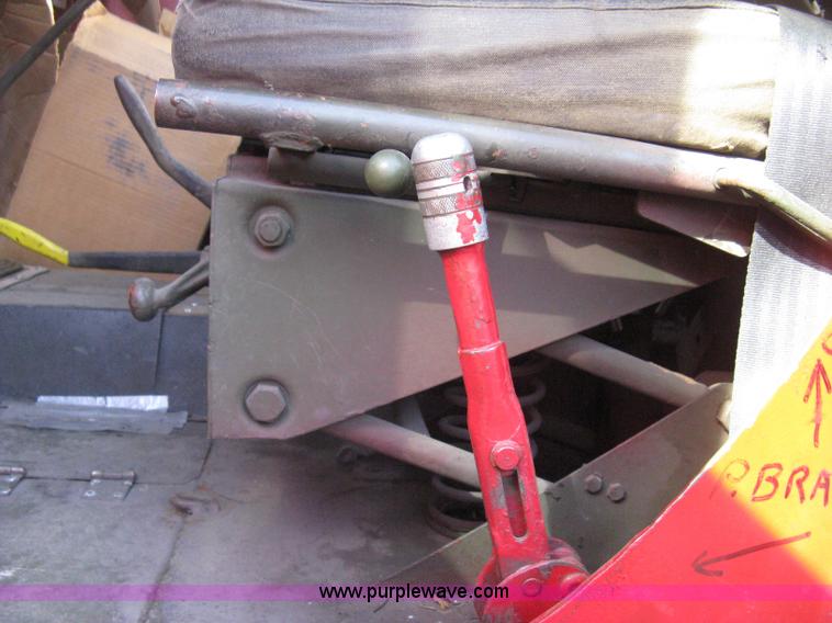 image for item E3487 1969 Jeep M813 flatbed truck