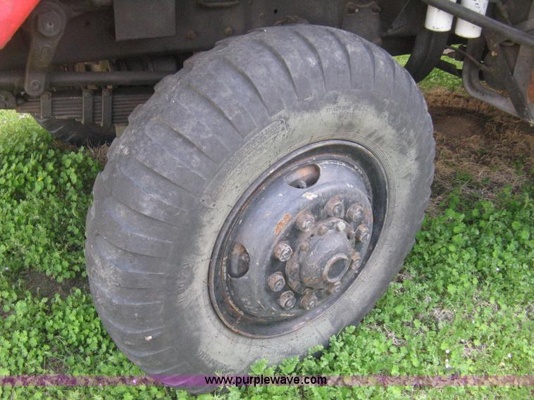 image for item E3487 1969 Jeep M813 flatbed truck