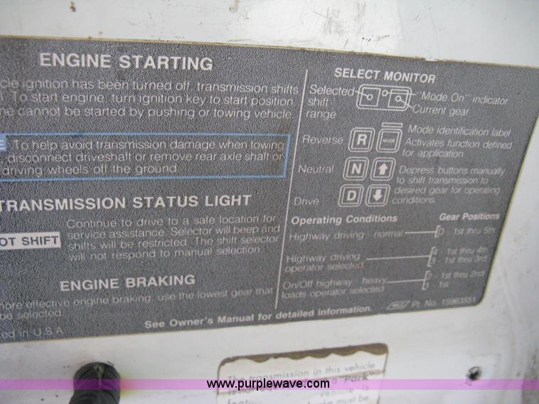 image for item E3488 2000 Chevrolet C8500 refuse truck