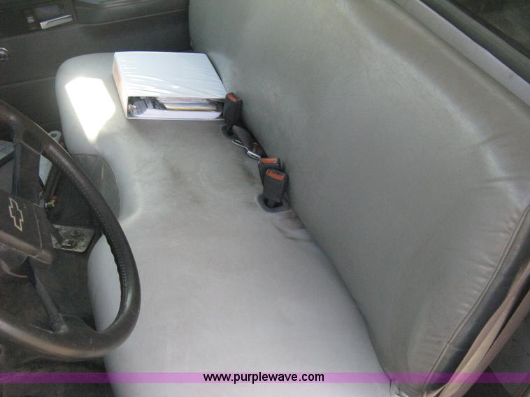 image for item E3488 2000 Chevrolet C8500 refuse truck