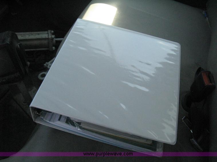 image for item E3488 2000 Chevrolet C8500 refuse truck