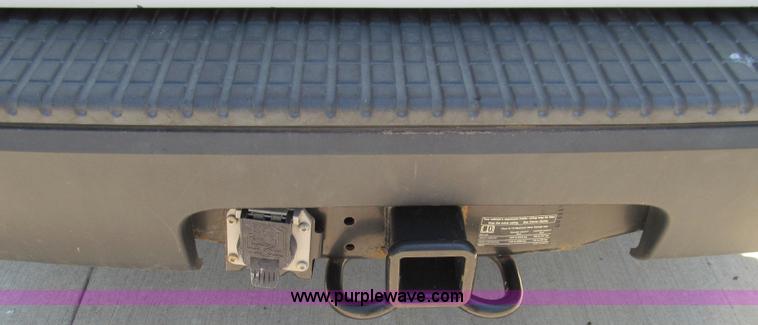 image for item E3945 2005 Ford Explorer SUV