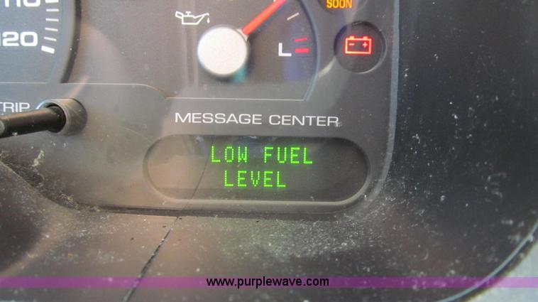 image for item E3945 2005 Ford Explorer SUV