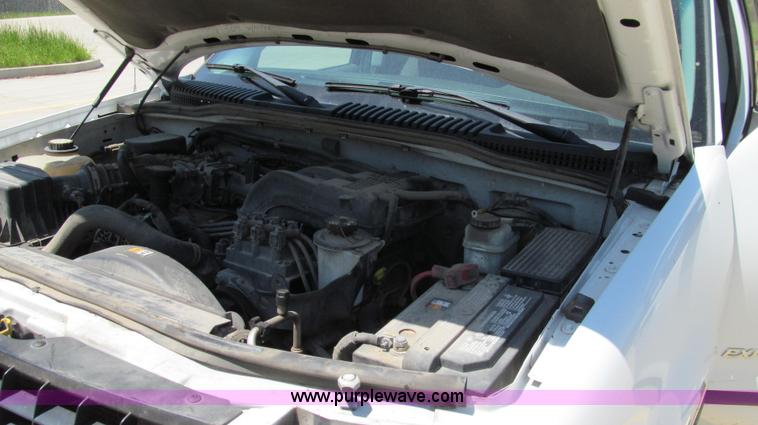 image for item E3945 2005 Ford Explorer SUV