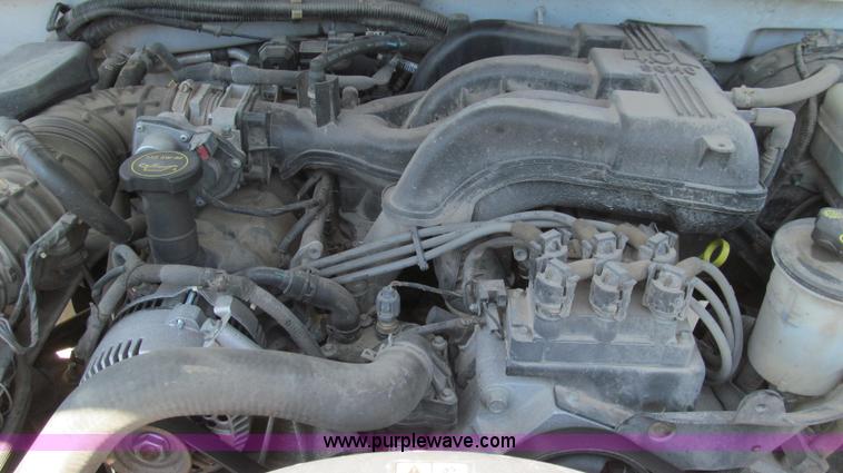 image for item E3945 2005 Ford Explorer SUV