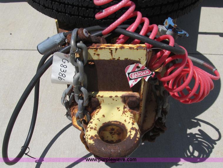 image for item E3947 1997 Towmaster C-20 trailer