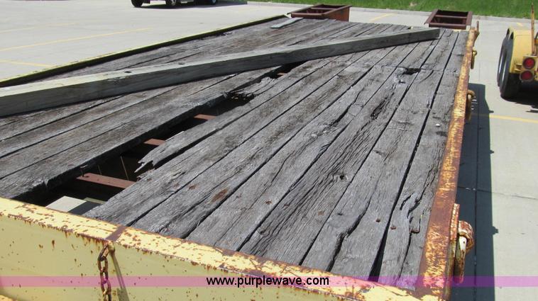 image for item E3947 1997 Towmaster C-20 trailer