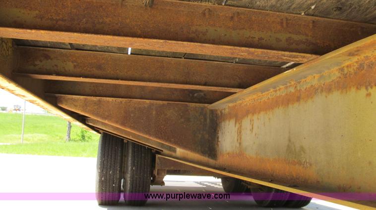 image for item E3947 1997 Towmaster C-20 trailer