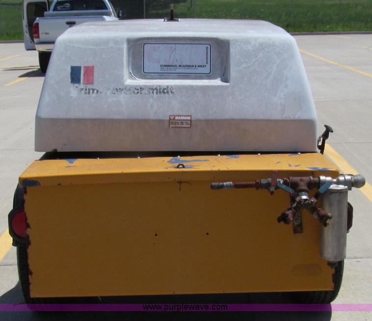 image for item E3948 1999 Grimmer Schmidt 185DR air compressor