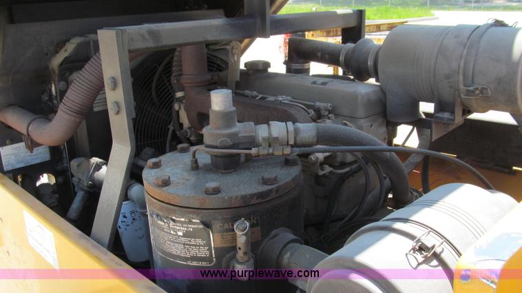 image for item E3948 1999 Grimmer Schmidt 185DR air compressor