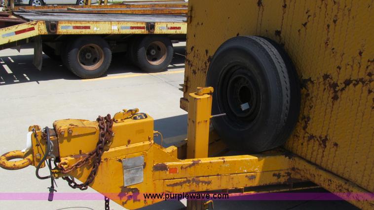 image for item E3949 1994 UEC ENVI trailer