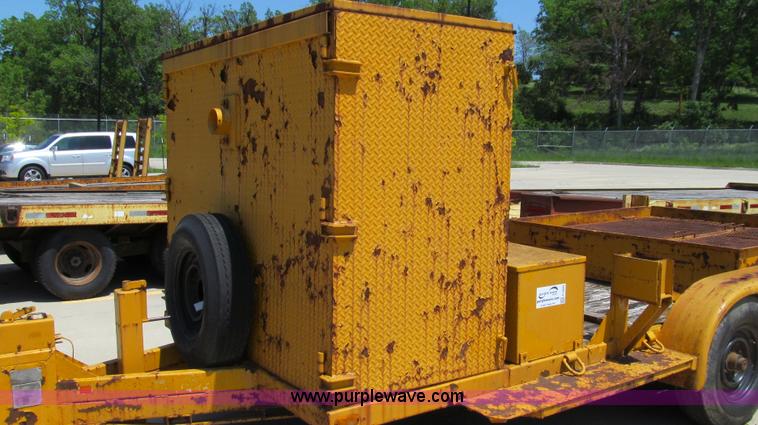 image for item E3949 1994 UEC ENVI trailer