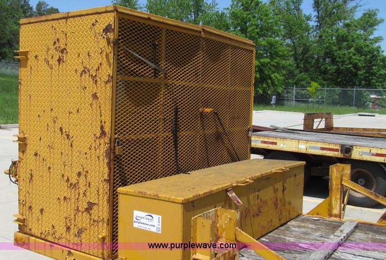 image for item E3949 1994 UEC ENVI trailer