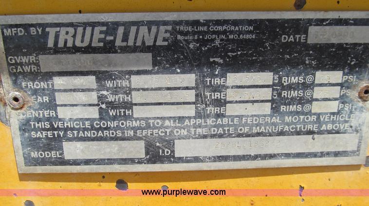 image for item E3950 1990 True-line trailer