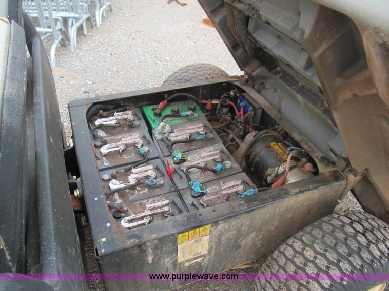 image for item F3120 2006 Toro Workman utility vehicle