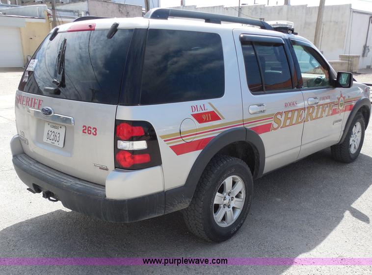 image for item F8767 2007 Ford Explorer XLT SUV