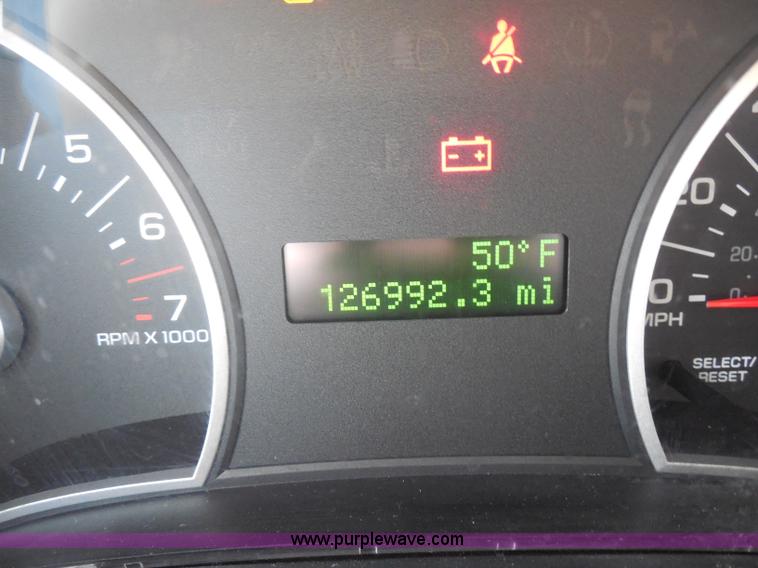 image for item F8767 2007 Ford Explorer XLT SUV