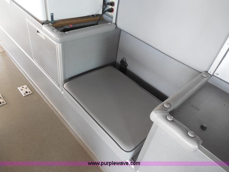 image for item F8768 1995 Ford Econoline E350 ambulance