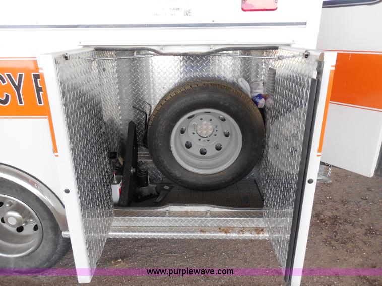 image for item F8768 1995 Ford Econoline E350 ambulance